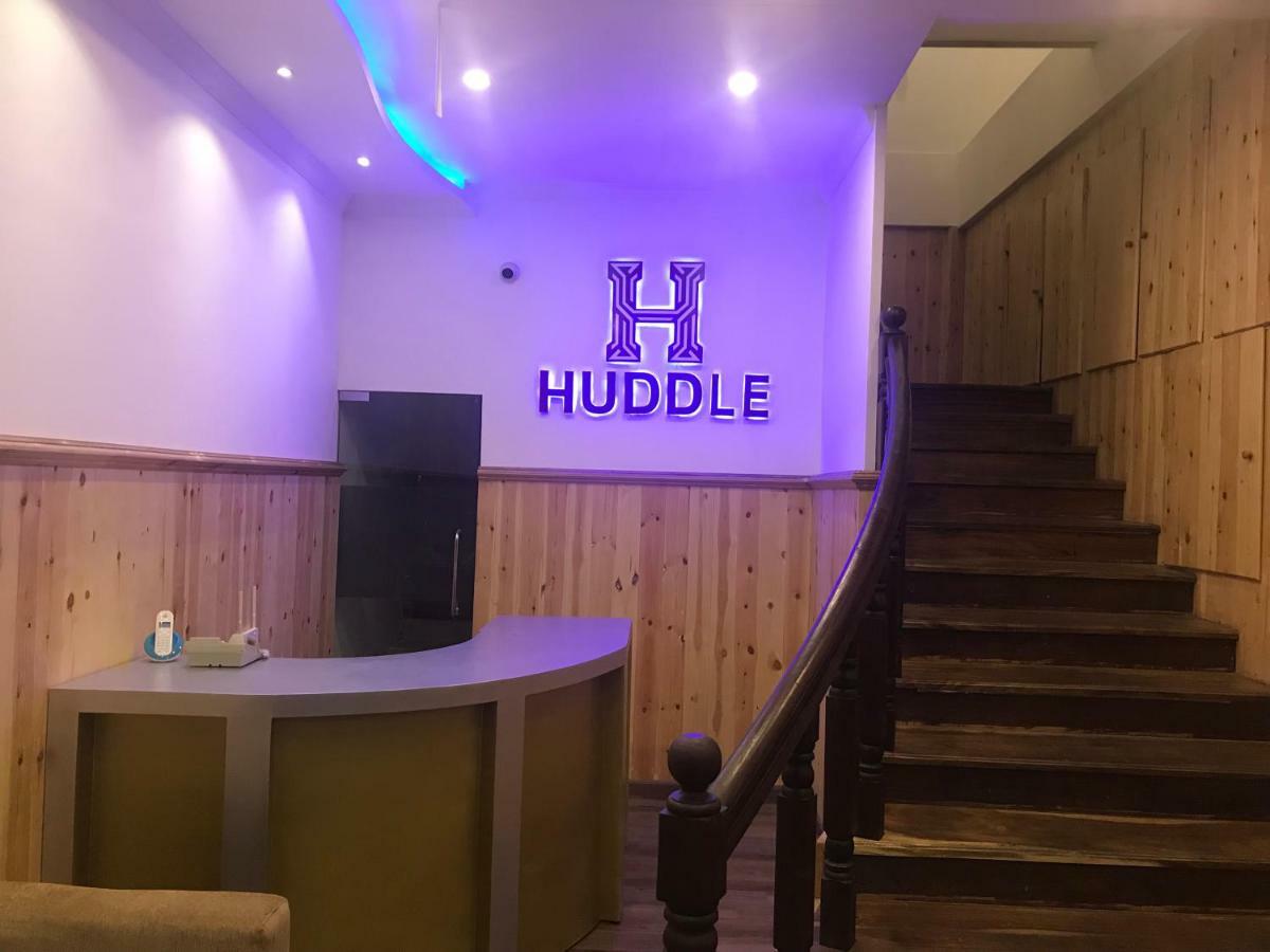 Hotel Huddle à Nuwara Eliya Extérieur photo